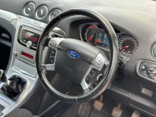 /photos/12159/565f5d68-19d1-4804-8140-e24e1fc70179_i320x240.jpg
