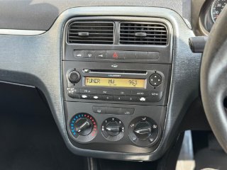 /photos/12159/82105ee3-8fa5-40b2-a0c8-f2b3946fa111_i320x240.jpg