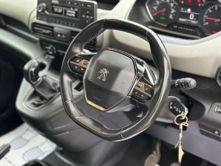 /photos/12159/8599980d-8c6f-4d23-af66-8aa4afcef5c0_i320x240.jpg
