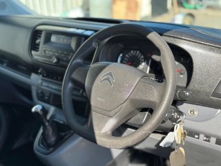 /photos/12159/8e86311b-dd40-4310-976e-859f94fe72d1_i320x240.jpg