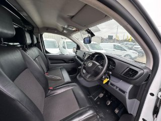 /photos/12159/a280c9b8-38a2-42e1-bb03-67002d334ddd_i320x240.jpg
