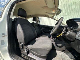 /photos/12159/ada96793-4d51-4a1e-b6a3-b1b934522103_i320x240.jpg