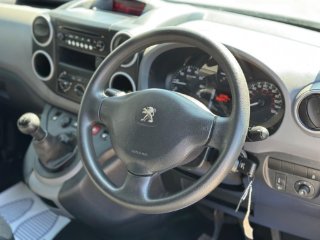 /photos/12159/d1b8fe51-a4b1-4aca-8a3c-77120ce72572_i320x240.jpg