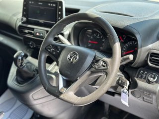 /photos/12159/fc8e6196-b717-4bcb-a2c3-e3ad37b0360c_i320x240.jpg